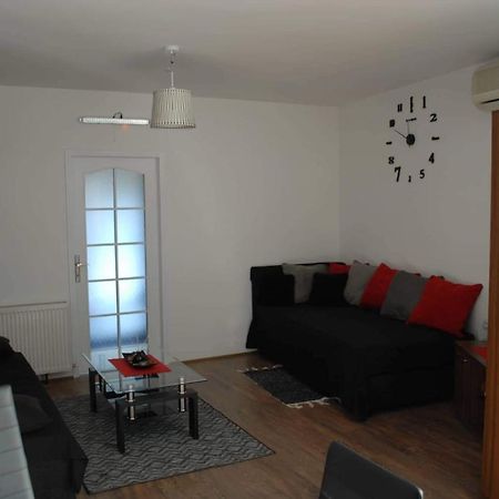 Stan Na Dan - Apartman Djordjevic Vranje Luaran gambar