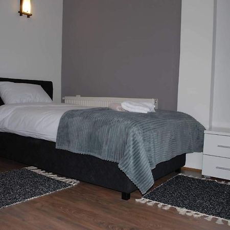 Stan Na Dan - Apartman Djordjevic Vranje Luaran gambar