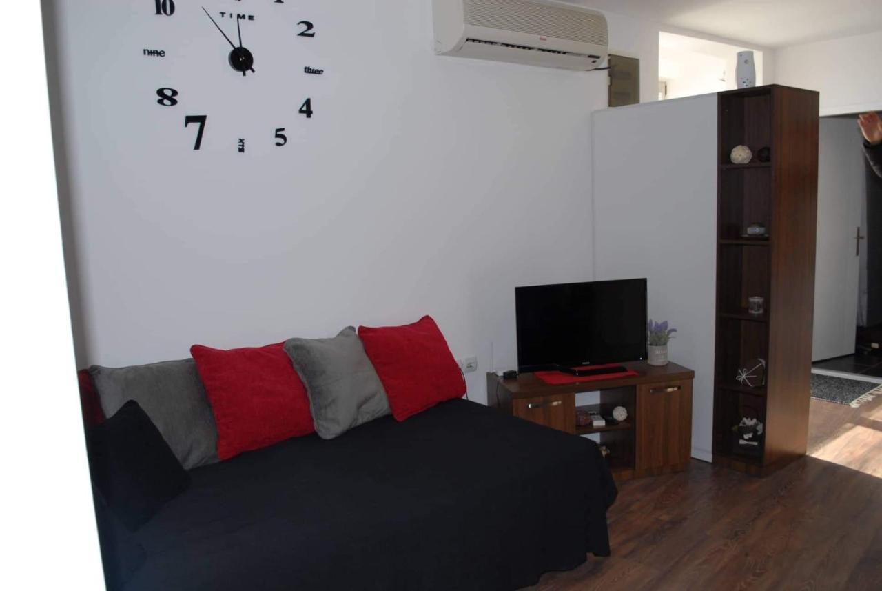 Stan Na Dan - Apartman Djordjevic Vranje Luaran gambar