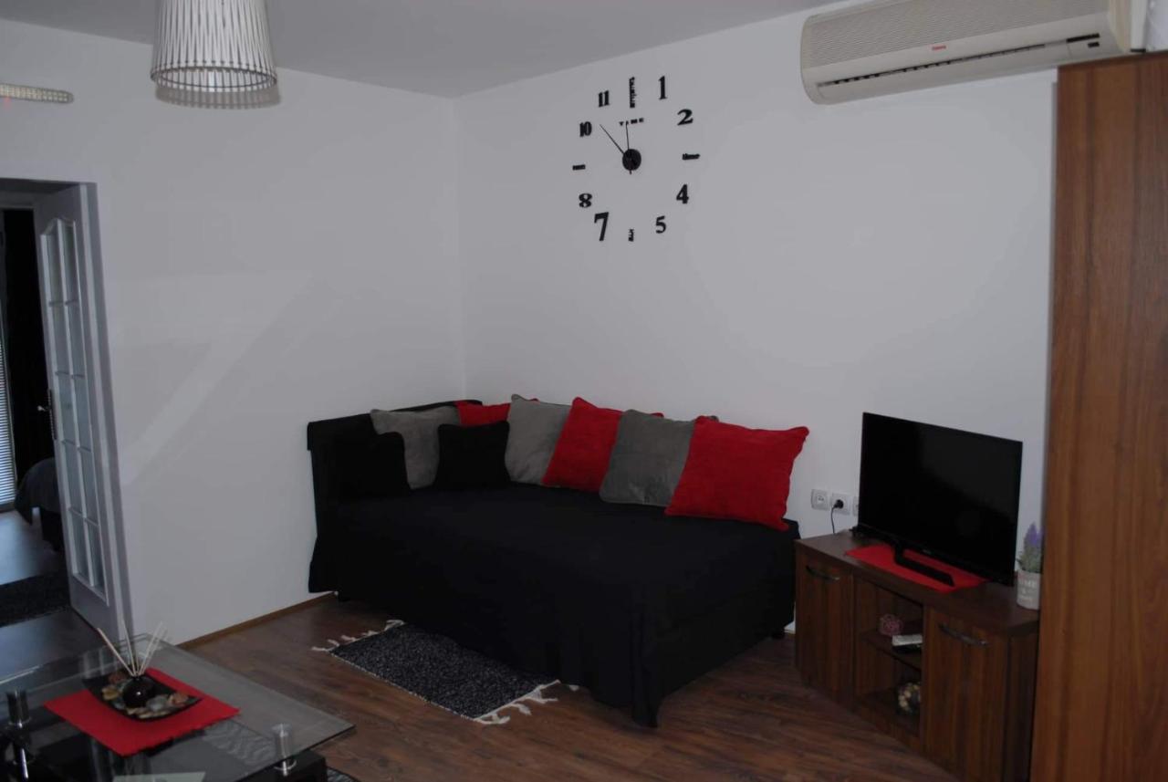Stan Na Dan - Apartman Djordjevic Vranje Luaran gambar